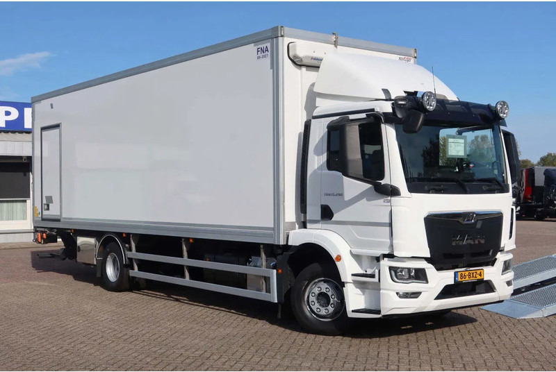 MAN TGM 15.290 Bak + klep Full air suspension Euro 6 Automaat - Грузовик с закрытым кузовом: фото 2 MAN TGM 15.290 Bak + klep Full air suspension Euro 6 Automaat - Грузовик с закрытым кузовом: фото 2