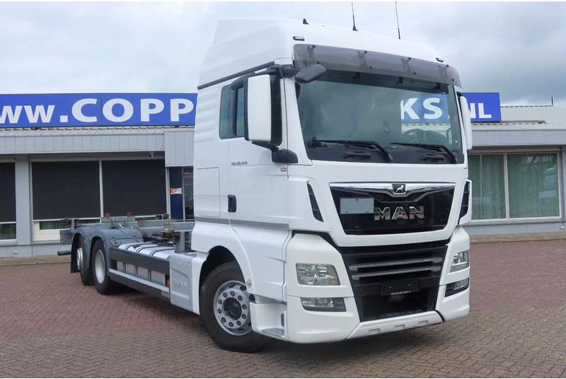 MAN TGX 26.470 Wisselbare Opbouw/ Chassis - Грузовик-шасси: фото 2 MAN TGX 26.470 Wisselbare Opbouw/ Chassis - Грузовик-шасси: фото 2