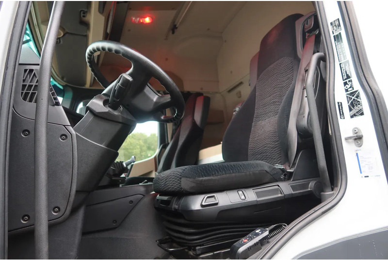 Mercedes-Benz Actros 1924 L Bak + Dhollandia klep 2000 KG + extra accu set. - Грузовик с закрытым кузовом: фото 5 Mercedes-Benz Actros 1924 L Bak + Dhollandia klep 2000 KG + extra accu set. - Грузовик с закрытым кузовом: фото 5