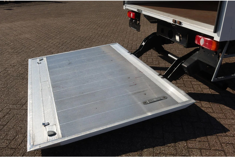 Грузовик с закрытым кузовом Mitsubishi Canter 7 C 18 Bak + Klep 1000 KG Euro 6: фото 9