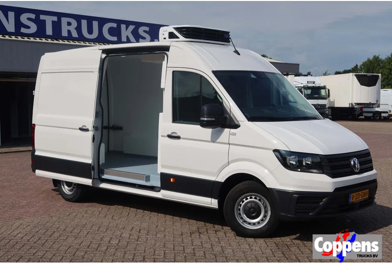 Volkswagen Crafter 177 PK Koel/ Vries/ Verwarmen Carrier xarios 350 met nachtaansluiting BPM vrij. - Фургон-рефрижератор: фото 1 Volkswagen Crafter 177 PK Koel/ Vries/ Verwarmen Carrier xarios 350 met nachtaansluiting BPM vrij. - Фургон-рефрижератор: фото 1