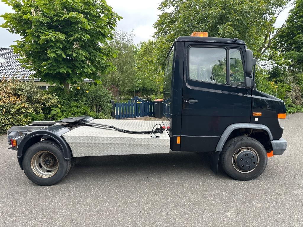 Mercedes Vario 614 814 618 818 BE trekker combi combinatie - Малотоннажный седельный тягач: фото 2 Mercedes Vario 614 814 618 818 BE trekker combi combinatie - Малотоннажный седельный тягач: фото 2