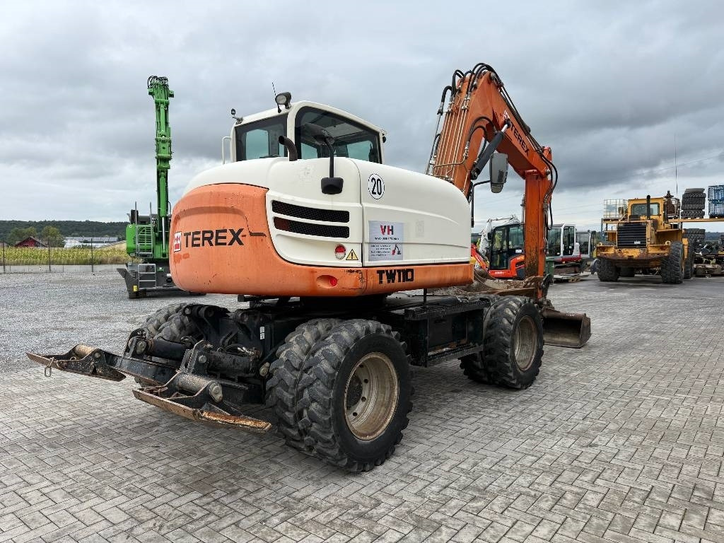 Terex TW 110 - Колёсный экскаватор: фото 5 Terex TW 110 - Колёсный экскаватор: фото 5