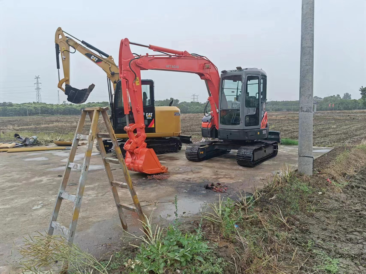 HITACHI ZX55 - Мини-экскаватор: фото 2 HITACHI ZX55 - Мини-экскаватор: фото 2