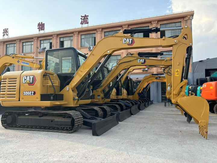 2024 Used Excavator CAT 306E Almost New CAT 306E 6 Ton Mini Excavator Used Crawler Excavator Best Price for Sale - Экскаватор: фото 3 2024 Used Excavator CAT 306E Almost New CAT 306E 6 Ton Mini Excavator Used Crawler Excavator Best Price for Sale - Экскаватор: фото 3