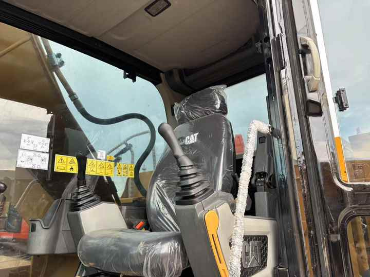 2024 year new model Used Cat 320GC 320D 320D 320C 320CL Caterpillar hydraulic crawler excavators in good condition - Экскаватор: фото 5 2024 year new model Used Cat 320GC 320D 320D 320C 320CL Caterpillar hydraulic crawler excavators in good condition - Экскаватор: фото 5