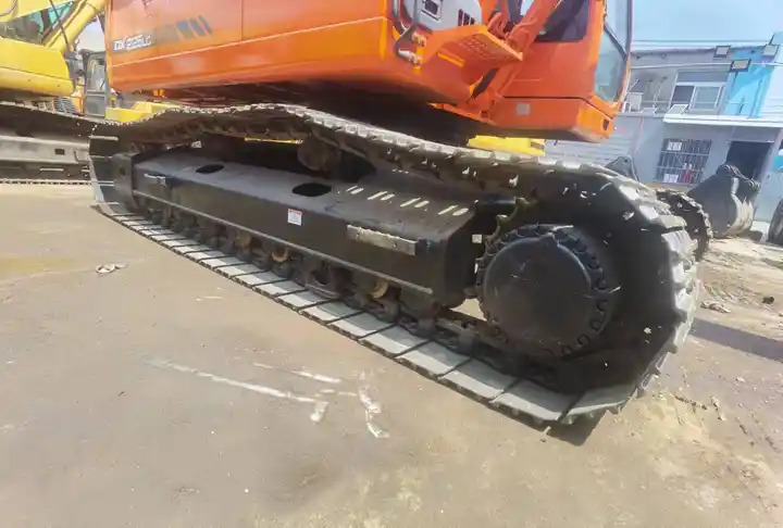 22tons Used Excavator Doosan DX225 In Good Condition Used Original doosan 225 excavator - Гусеничный экскаватор: фото 5 22tons Used Excavator Doosan DX225 In Good Condition Used Original doosan 225 excavator - Гусеничный экскаватор: фото 5