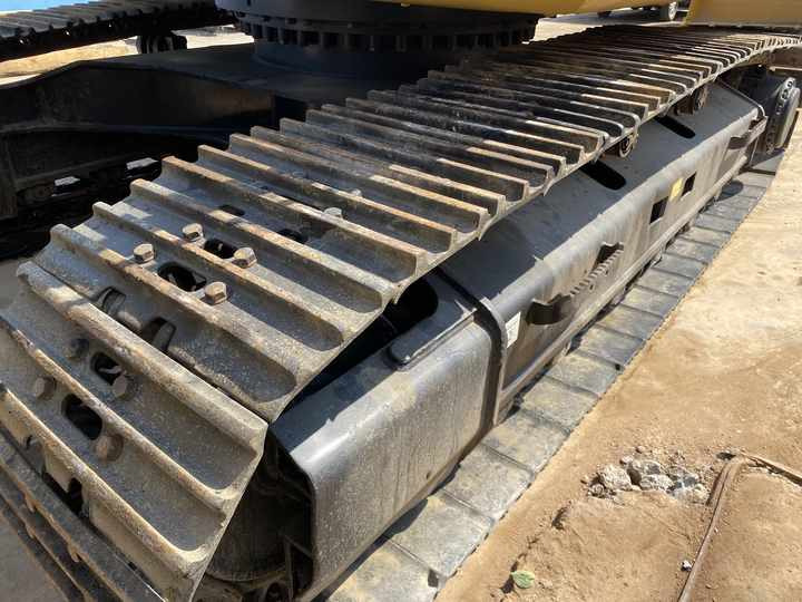 30 Ton Heavy Excavator Japan Origin Cat 330d 330dl 330d2 Fairly Used Caterpillar Mining Excavator With Jack Hammer In Shanghai - Гусеничный экскаватор: фото 2 30 Ton Heavy Excavator Japan Origin Cat 330d 330dl 330d2 Fairly Used Caterpillar Mining Excavator With Jack Hammer In Shanghai - Гусеничный экскаватор: фото 2