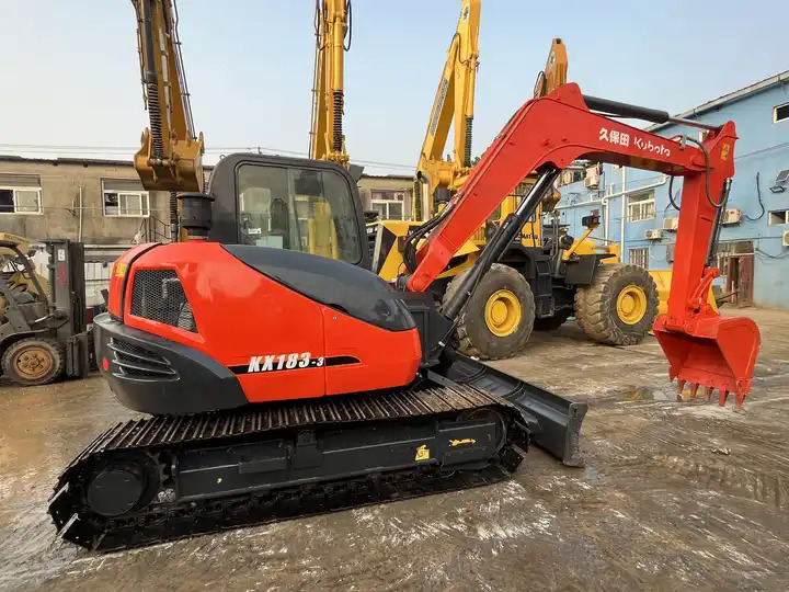 8 tons Used Excavator KUBOTA KX183-3 in good condition for sale - Гусеничный экскаватор: фото 3 8 tons Used Excavator KUBOTA KX183-3 in good condition for sale - Гусеничный экскаватор: фото 3