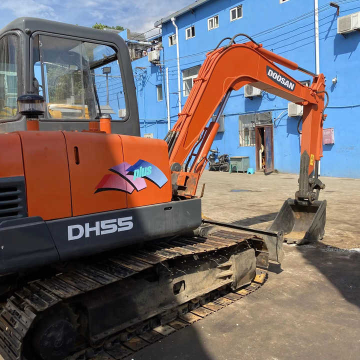 Awesome Performance Korea Imported Small Scale Used Doosan Dh60 Dh55 Dx60 Dx225 Excavator in China - Гусеничный экскаватор: фото 1 Awesome Performance Korea Imported Small Scale Used Doosan Dh60 Dh55 Dx60 Dx225 Excavator in China - Гусеничный экскаватор: фото 1