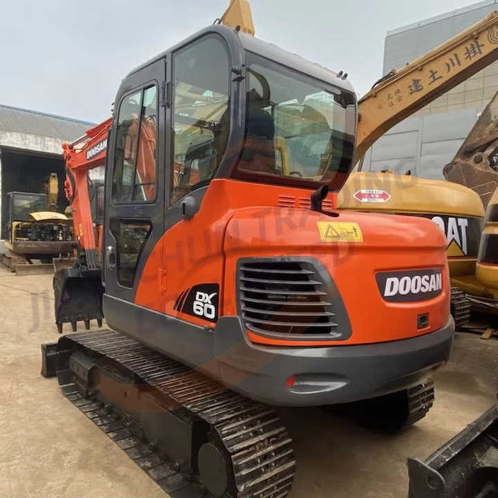 Awesome Performance Korea Imported Small Scale Used Doosan Dx60 dx225 dh55 dh60 Excavator in Shanghai good price - Гусеничный экскаватор: фото 1 Awesome Performance Korea Imported Small Scale Used Doosan Dx60 dx225 dh55 dh60 Excavator in Shanghai good price - Гусеничный экскаватор: фото 1