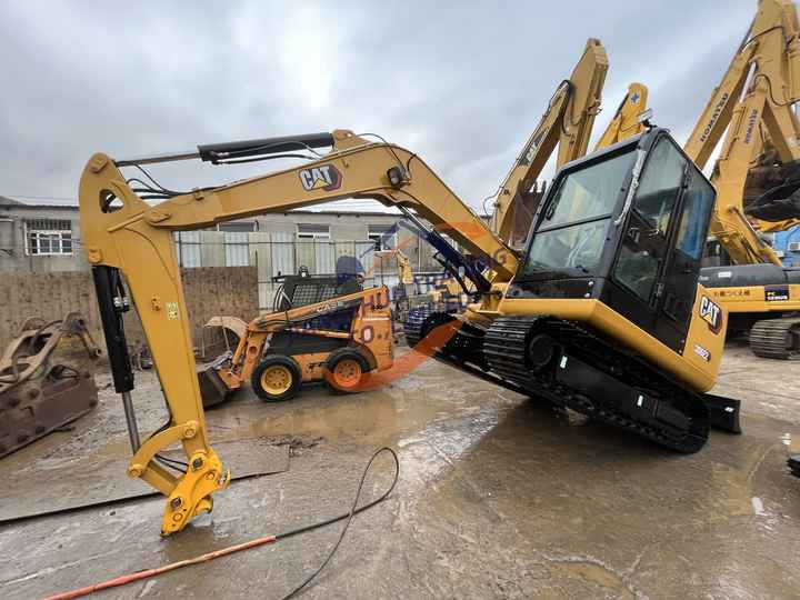 Excellent Used Cheap Caterpillar cat 303.5e cat 305.5 caterpillar 306e cat 306e2 306 306d 307 307c 307d 307e used excavator - Гусеничный экскаватор: фото 4 Excellent Used Cheap Caterpillar cat 303.5e cat 305.5 caterpillar 306e cat 306e2 306 306d 307 307c 307d 307e used excavator - Гусеничный экскаватор: фото 4