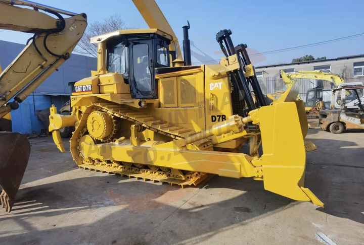 Japan Imported Caterpillar D9R Bulldozer Japan Original Cat D9n D8r Used Bulldozers - Бульдозер: фото 4 Japan Imported Caterpillar D9R Bulldozer Japan Original Cat D9n D8r Used Bulldozers - Бульдозер: фото 4