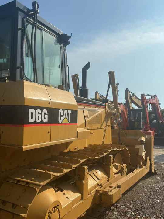 Used Cat D6g Bulldozer of Second Hand CAT D6D D6G D6R Dozer for Sale - Бульдозер: фото 5 Used Cat D6g Bulldozer of Second Hand CAT D6D D6G D6R Dozer for Sale - Бульдозер: фото 5