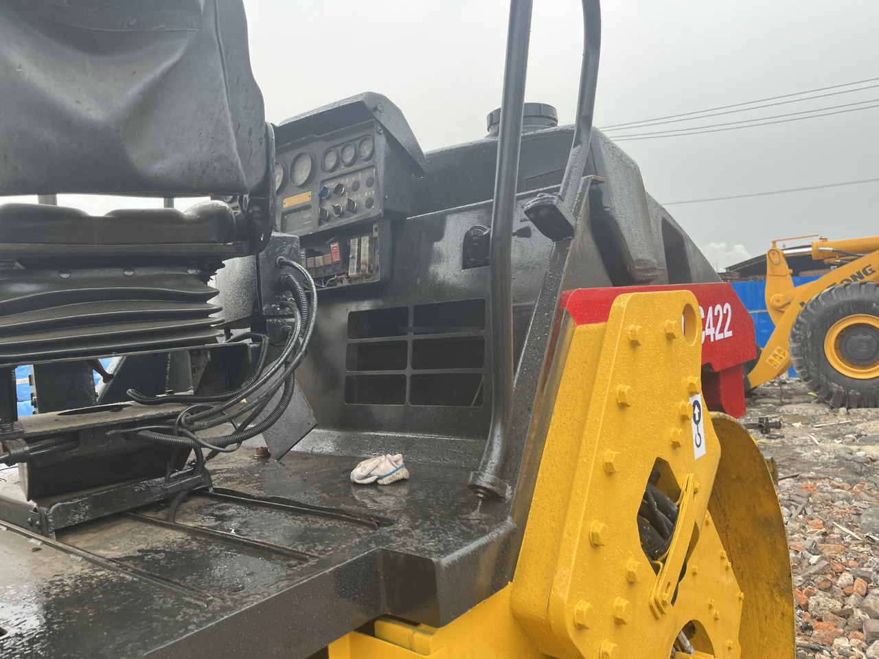 Дорожный каток Used road roller Dynapac CC422 with Double Drum Roller in Good Condition: фото 6