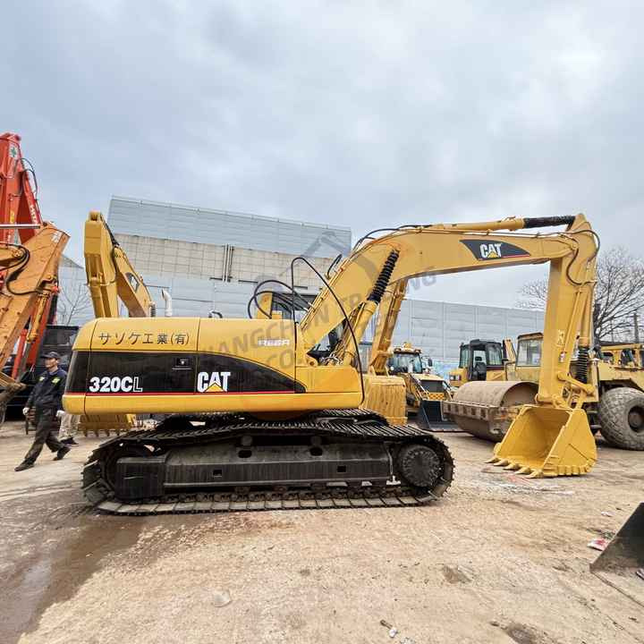 Used excavator cat 312 320c 320CL320d 330 Japan used caterpillar excavator - Гусеничный экскаватор: фото 4 Used excavator cat 312 320c 320CL320d 330 Japan used caterpillar excavator - Гусеничный экскаватор: фото 4