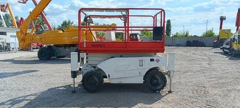 Haulotte Compact 10 DX - 4x4 - 10m - diesel - Ножничный подъемник: фото 5 Haulotte Compact 10 DX - 4x4 - 10m - diesel - Ножничный подъемник: фото 5