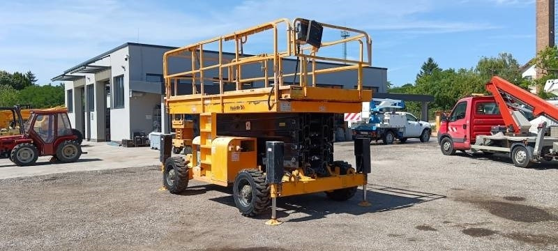 Haulotte H18SX - 18m, 4x4, diesel - Ножничный подъемник: фото 1 Haulotte H18SX - 18m, 4x4, diesel - Ножничный подъемник: фото 1