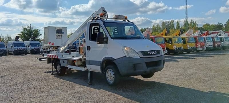 Iveco Daily Multitel 160 ALU DS - 16m - Грузовик с подъемником: фото 1 Iveco Daily Multitel 160 ALU DS - 16m - Грузовик с подъемником: фото 1