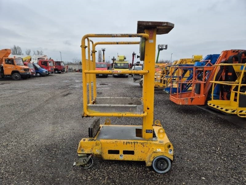 JLG Power Tower Ecolift - 4,2m, 150 kg - Коленчатый подъемник: фото 5 JLG Power Tower Ecolift - 4,2m, 150 kg - Коленчатый подъемник: фото 5