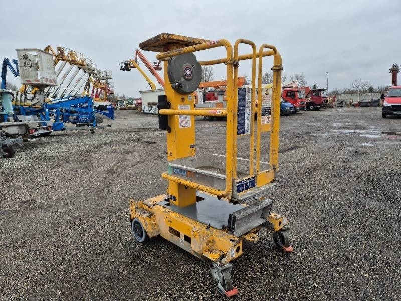 JLG Power Tower Ecolift - 4,2m, 150 kg - Коленчатый подъемник: фото 1 JLG Power Tower Ecolift - 4,2m, 150 kg - Коленчатый подъемник: фото 1