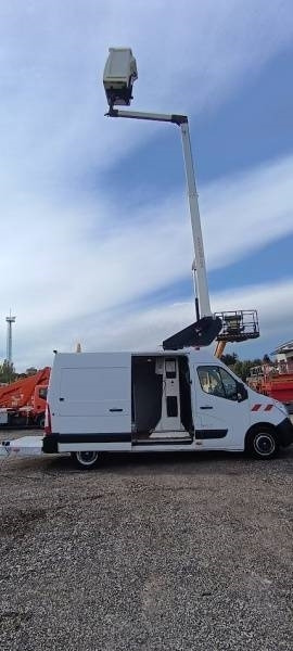 Грузовик с подъемником Renault Master Klubb K32: фото 9