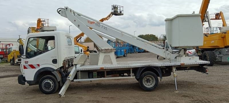 Renault Maxity Comilev EN160TVL - 16,5m, 200kg - Грузовик с подъемником: фото 5 Renault Maxity Comilev EN160TVL - 16,5m, 200kg - Грузовик с подъемником: фото 5