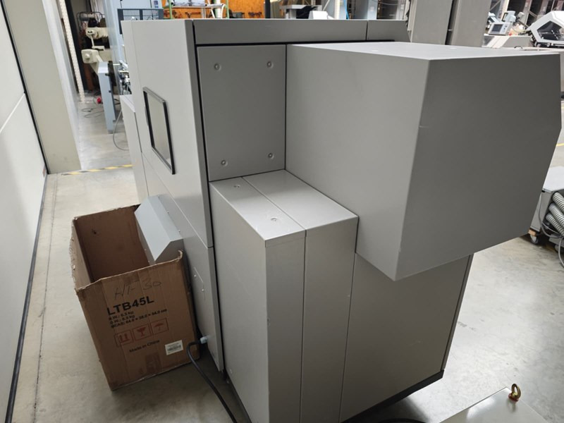 Horizon HT-30 | 2005 | 1.65 Mio - Бумагорезательная машина: фото 4 Horizon HT-30 | 2005 | 1.65 Mio - Бумагорезательная машина: фото 4