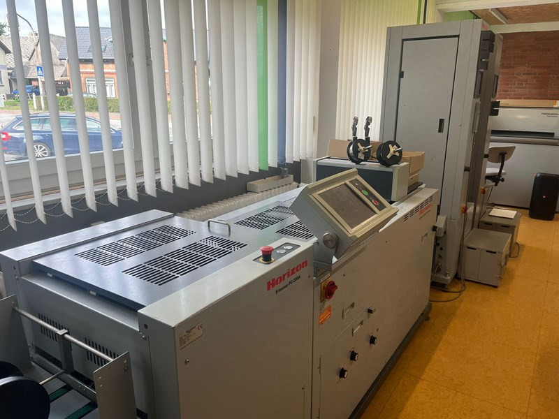 Horizon SPF-200A FC-200A VAC-100a VAC-100c - Печатное оборудование: фото 1 Horizon SPF-200A FC-200A VAC-100a VAC-100c - Печатное оборудование: фото 1