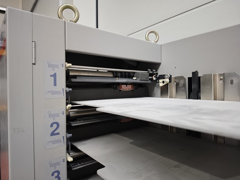 Horizon VAC 100a | 1998 - Печатное оборудование: фото 2 Horizon VAC 100a | 1998 - Печатное оборудование: фото 2