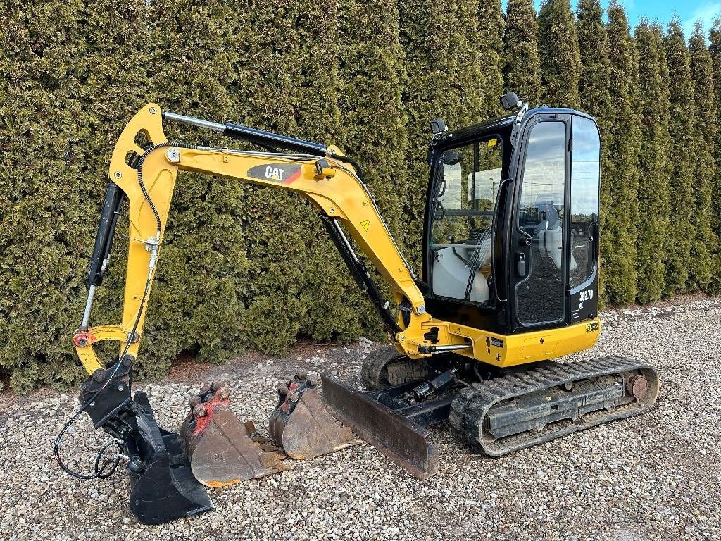 CAT 302.7D CR - Мини-экскаватор: фото 1 CAT 302.7D CR - Мини-экскаватор: фото 1