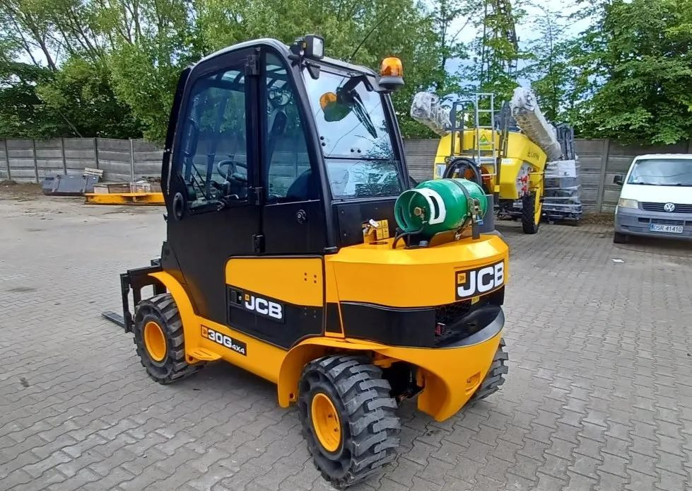 JCB TLT 30-20G 4x4 - Газовый погрузчик, Телескопический погрузчик: фото 5 JCB TLT 30-20G 4x4 - Газовый погрузчик, Телескопический погрузчик: фото 5