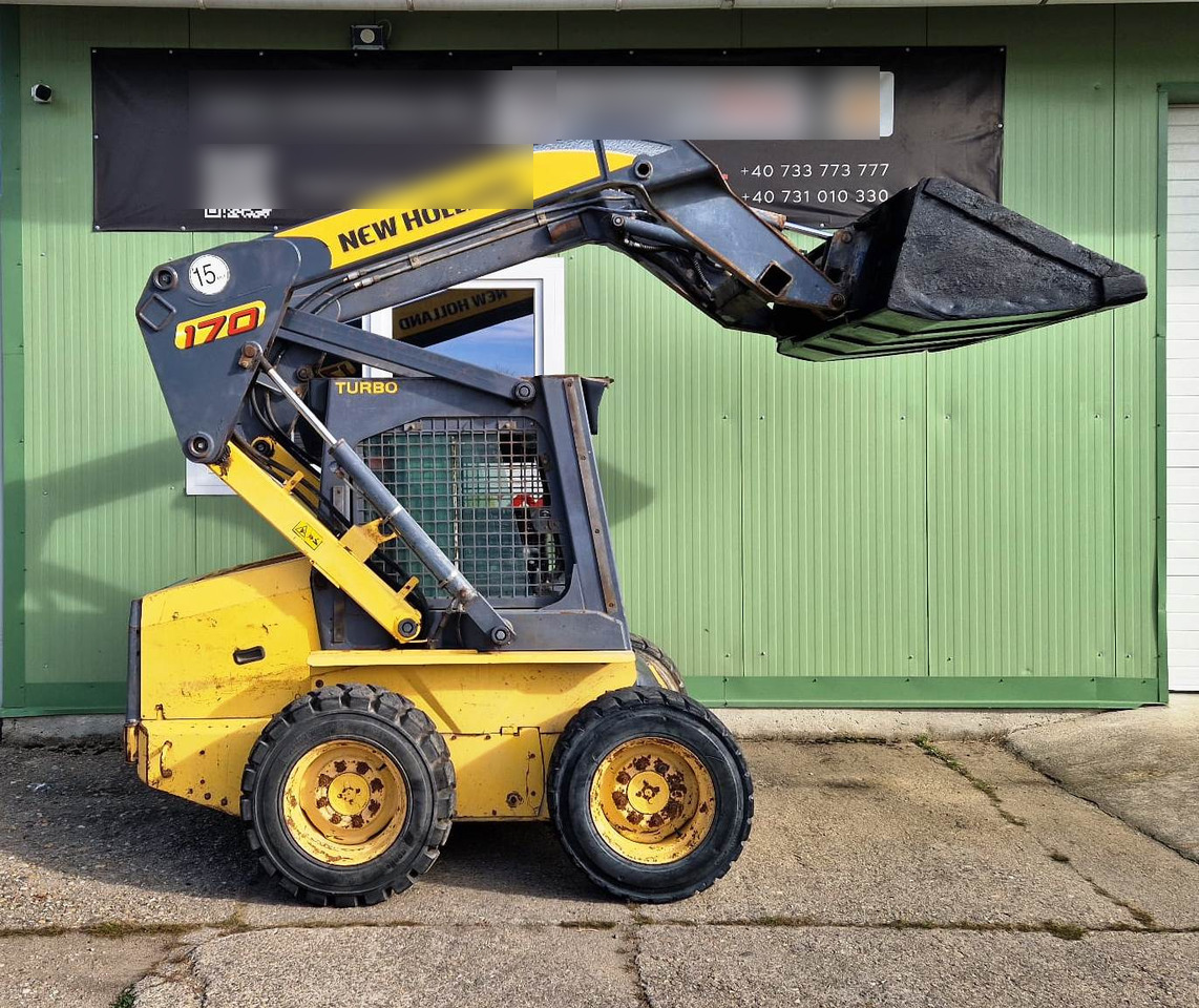NEW HOLLAND S170 - Мини-погрузчик с бортовым поворотом: фото 5 NEW HOLLAND S170 - Мини-погрузчик с бортовым поворотом: фото 5