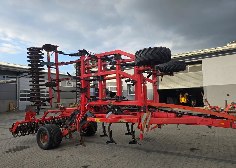 Kuhn Cultimer 6500 - Техника для обработки почвы: фото 1 Kuhn Cultimer 6500 - Техника для обработки почвы: фото 1