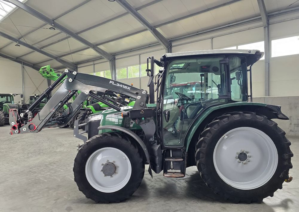 Massey Ferguson 4708 - Трактор: фото 3 Massey Ferguson 4708 - Трактор: фото 3