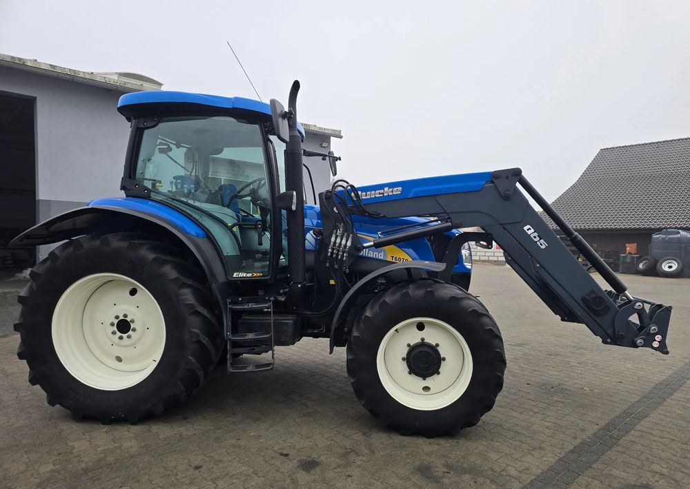 New Holland T 6070 - Трактор: фото 4 New Holland T 6070 - Трактор: фото 4
