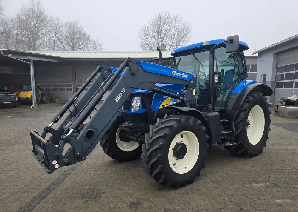 New Holland T 6070 - Трактор: фото 1 New Holland T 6070 - Трактор: фото 1