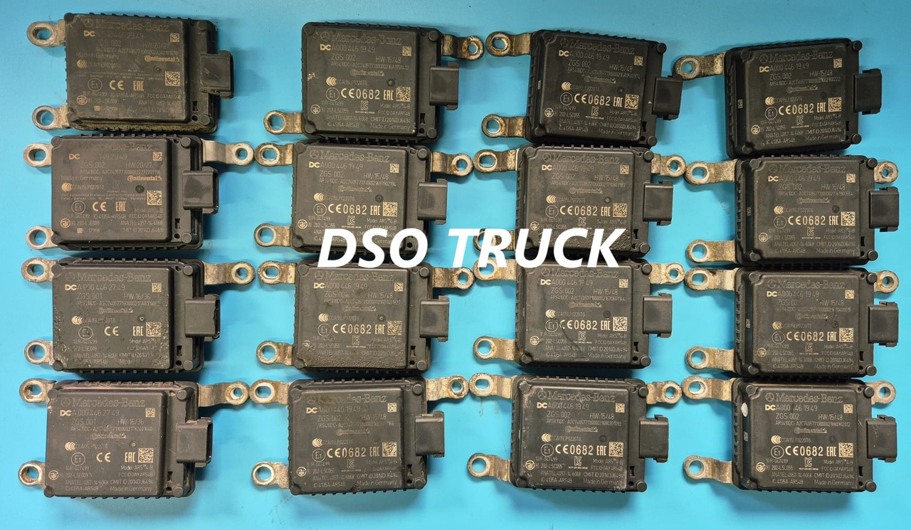 Radar czujnik odleglosci Mercedes MP A0004461949 ZGS 002 - Запчасти: фото 3 Radar czujnik odleglosci Mercedes MP A0004461949 ZGS 002 - Запчасти: фото 3