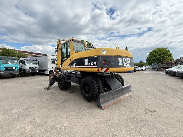 Колёсный экскаватор CAT M 322C: фото 7