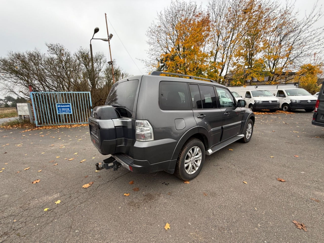 Mitsubishi Pajero 3,2 DI-D Edition 100 - Внедорожник: фото 4 Mitsubishi Pajero 3,2 DI-D Edition 100 - Внедорожник: фото 4