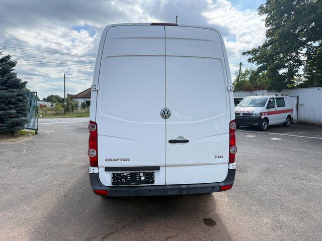 Volkswagen Crafter Kasten 35 mittel L2H2 Hochdach - Цельнометаллический фургон: фото 4 Volkswagen Crafter Kasten 35 mittel L2H2 Hochdach - Цельнометаллический фургон: фото 4
