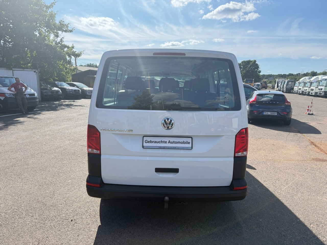 Volkswagen T6 Transporter Kombi lang 9 Sitzer - Пассажирский фургон: фото 4 Volkswagen T6 Transporter Kombi lang 9 Sitzer - Пассажирский фургон: фото 4