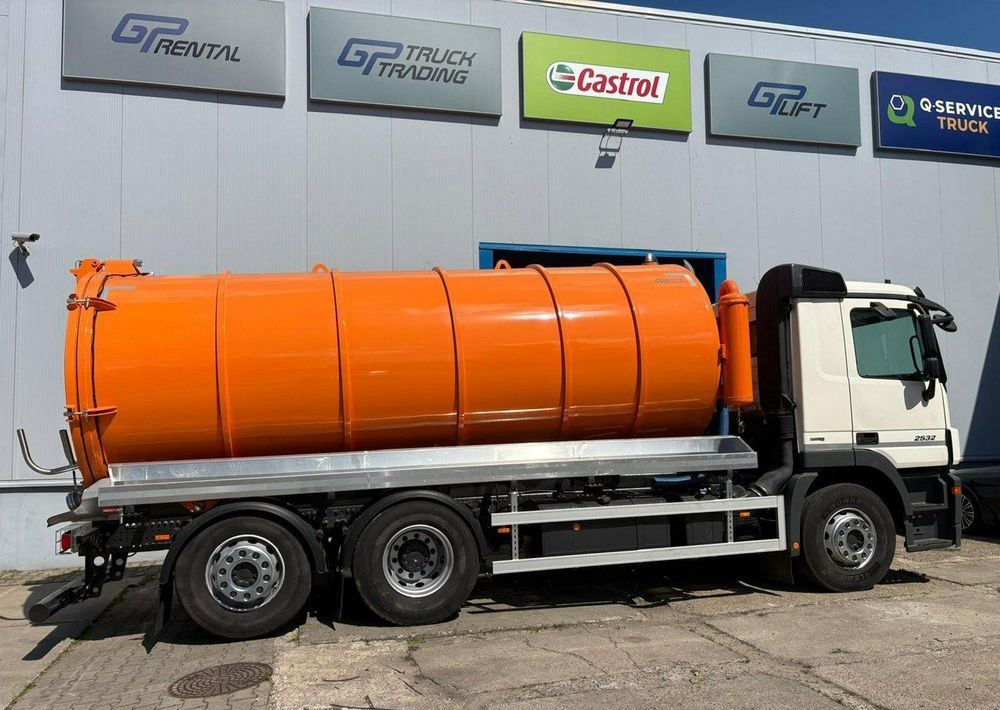 Mercedes-Benz Actros 2532 - Грузовик-цистерна: фото 4 Mercedes-Benz Actros 2532 - Грузовик-цистерна: фото 4