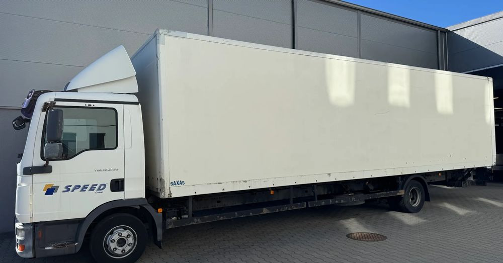 MAN TGL 12.250 4x2BL - Грузовик с закрытым кузовом: фото 2 MAN TGL 12.250 4x2BL - Грузовик с закрытым кузовом: фото 2