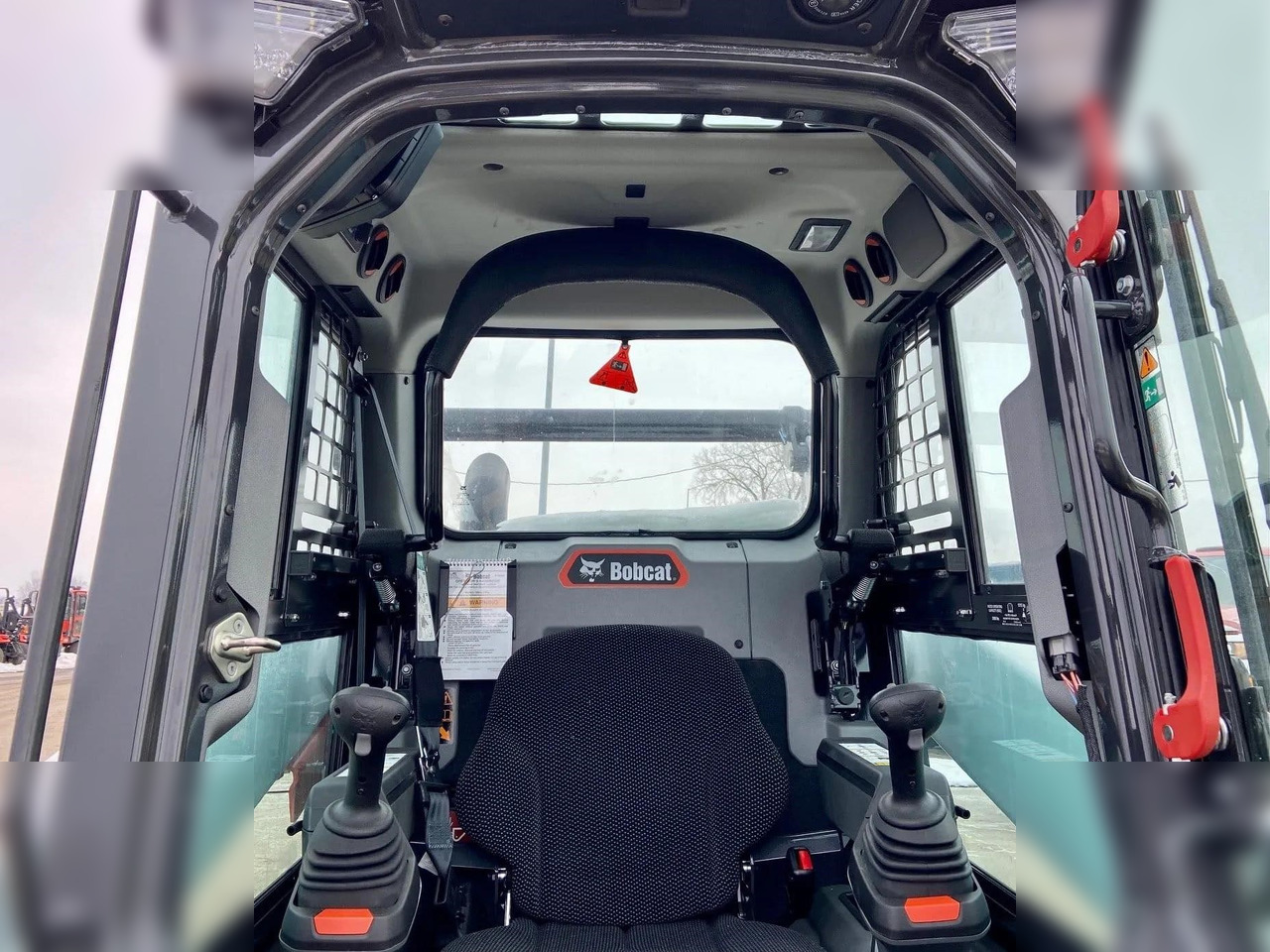BOBCAT S570 в лизинг BOBCAT S570: фото 7
