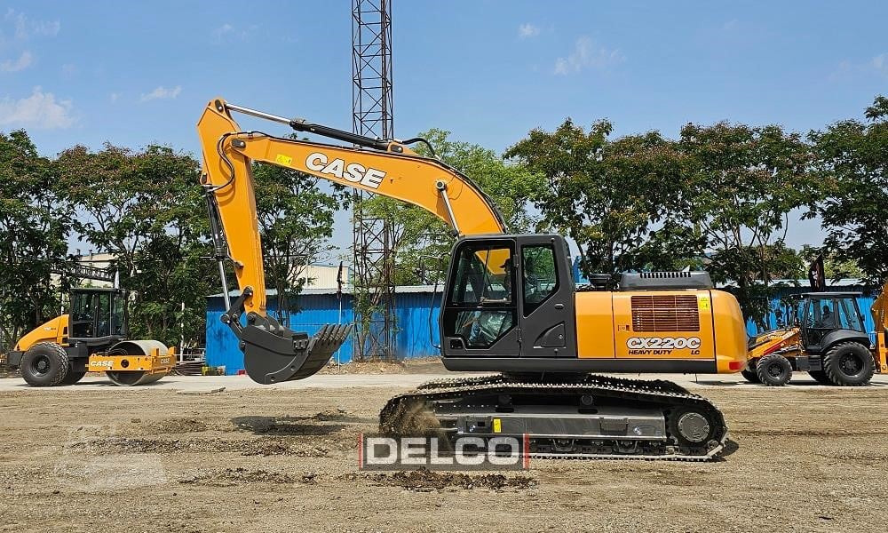 CASE CX220C LC - Гусеничный экскаватор: фото 1 CASE CX220C LC - Гусеничный экскаватор: фото 1