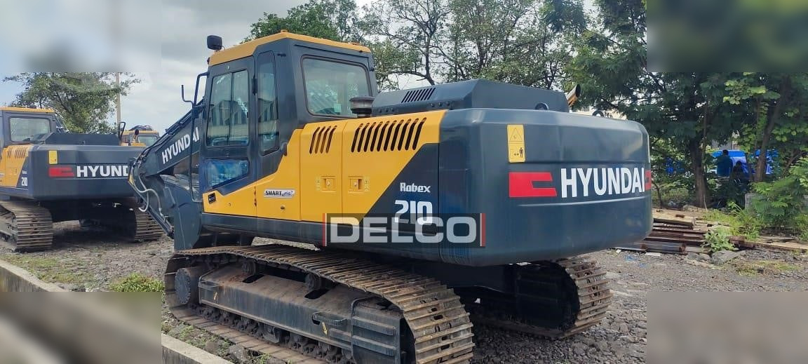 HYUNDAI ROBEX 210 - Гусеничный экскаватор: фото 2 HYUNDAI ROBEX 210 - Гусеничный экскаватор: фото 2
