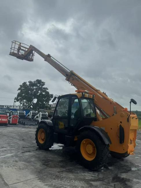 JCB 535 - Строительное оборудование: фото 2 JCB 535 - Строительное оборудование: фото 2