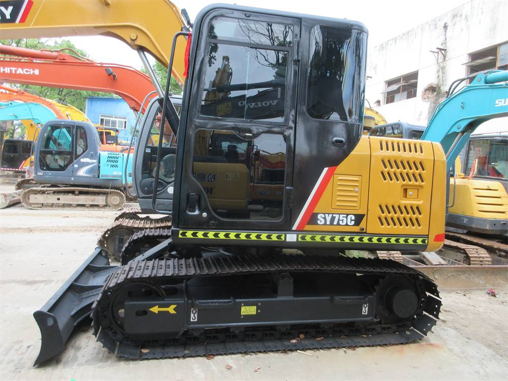 Sany SY75C - Гусеничный экскаватор: фото 1 Sany SY75C - Гусеничный экскаватор: фото 1