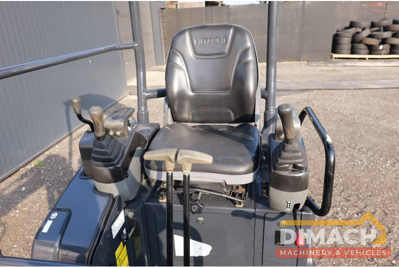 Hitachi ZX 17 CW05 hydraulische snelwissel - Мини-экскаватор: фото 4 Hitachi ZX 17 CW05 hydraulische snelwissel - Мини-экскаватор: фото 4